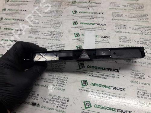 Used Warning switch OPEL ASTRA H (A04) [2004-2014]  21455885