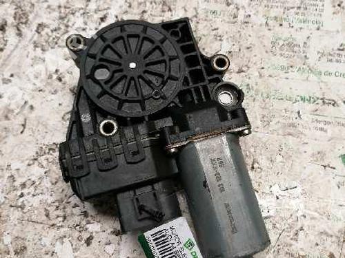 Used Right rear window motor AUDI A4 B5 (8D2) 1.9 TDI (110 hp) 21476739