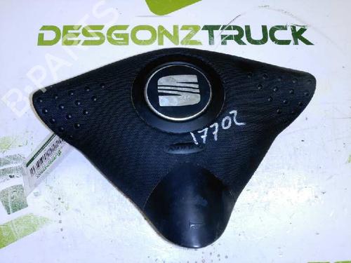 Used Driver airbag SEAT CORDOBA (6K2) 1.4 (60 hp) 21427314