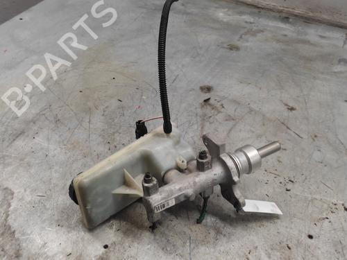 Brake master cylinder NISSAN PRIMASTAR Van (X83)  | BP24529629M77 