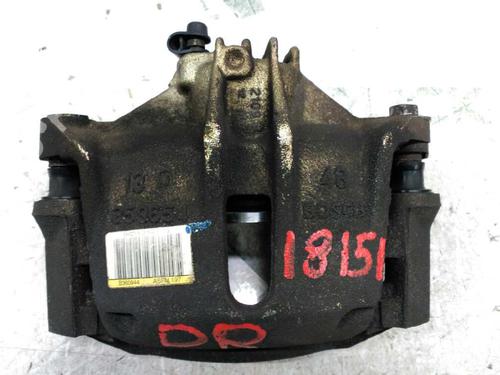 Używane Zacisk hamulca przedniego prawego PEUGEOT 206 Hatchback (2A/C) [1998-2012]  21428634
