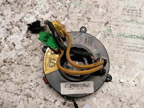 Kontantrulle Airbag /Stelring FIAT STILO (192_) 1.9 JTD (192_XE1A) (115 hp) 21476521