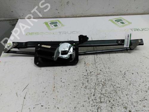 Used Front wiper motor LAND ROVER DISCOVERY I (LJ) [1989-1998]  21440933
