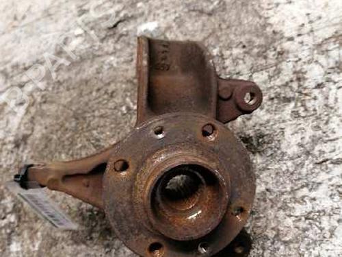 Used Right front steering knuckle RENAULT SCÉNIC II (JM0/1_) [2003-2010]  21468702