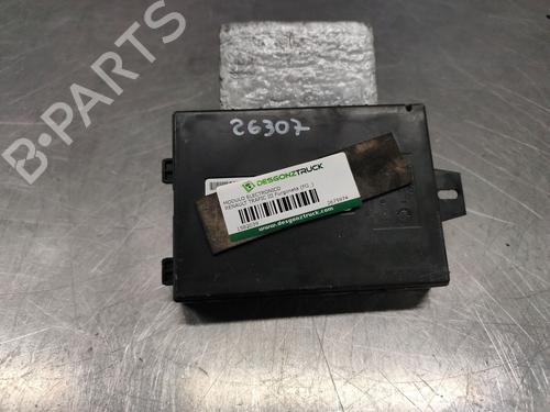 Módulo eletrónico RENAULT TRAFIC III Van (FG_) 2.0 dCi 120 (FGMN) (120 hp) 32843917