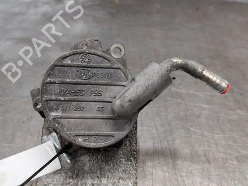 Used Vacuum pump MERCEDES-BENZ C-CLASS (W203) C 220 CDI (203.006) (136 hp) 31073214