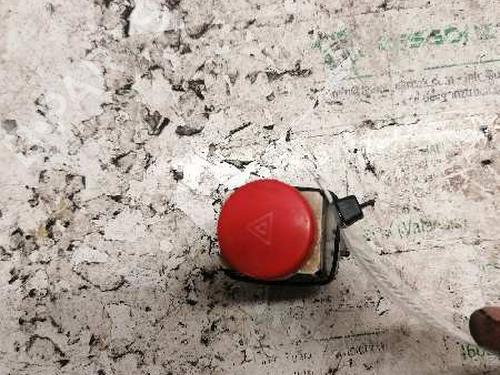 Used Warning switch SEAT LEON (1P1) [2005-2013]  21475508