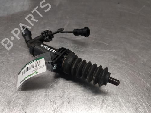 Used Clutch slave cylinder Clutch slave cylinder 38036697 38036697