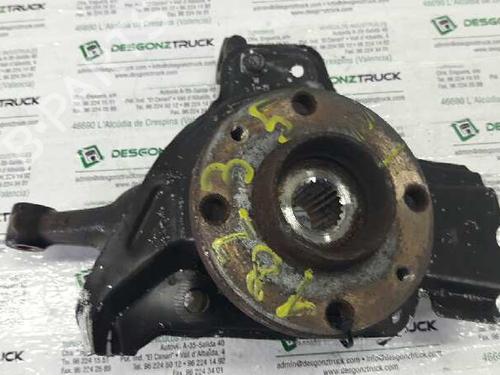 Used Left front steering knuckle FIAT PUNTO (176_) 75 1.2 (73 hp) 22909783