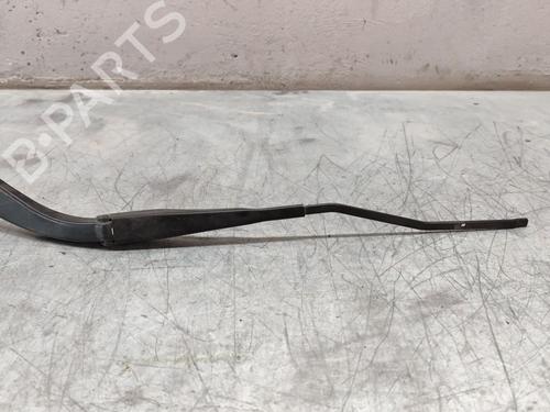 Used Front windshield wiper arm DACIA SANDERO II 1.2 (73 hp) 25595599