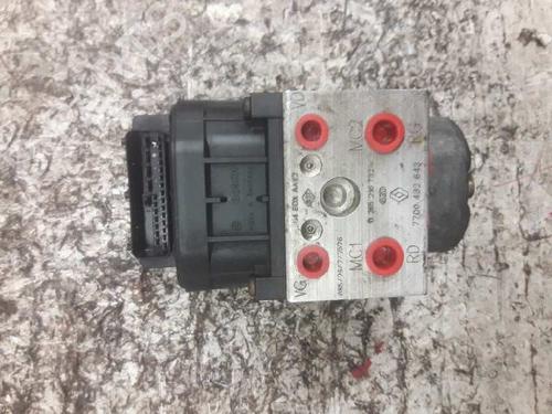 Used ABS pump RENAULT MEGANE I Classic (LA0/1_) 1.9 dTi (LA08, LA0N, LA0K) (98 hp) 21463432