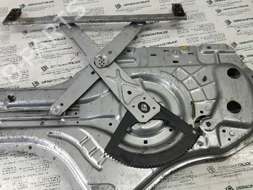 Used Front right window mechanism HYUNDAI ELANTRA III Saloon (XD) 2.0 CRDi (113 hp) 21447713