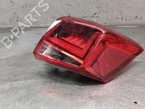 feu-arriere-droit-seat-arona-kj7-kjp-2017-32372342 main image