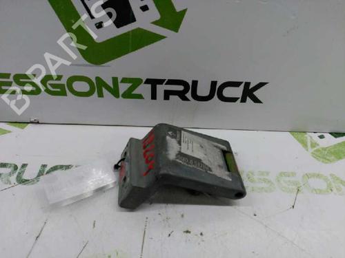 Used Hinge/Door check strap RENAULT TRAFIC Van (T_, P_, V_) [1989-2002]  21429510