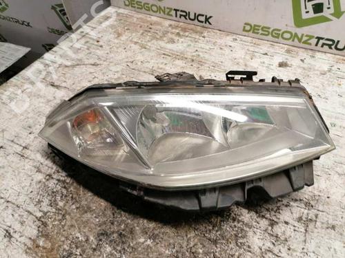 Used Right headlight RENAULT MEGANE II (BM0/1_, CM0/1_) [2001-2012]  21471315