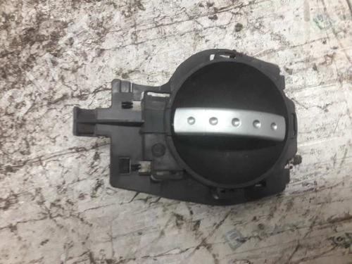 Høyre foran invendig håndtak CITROËN C3 I (FC_, FN_) 1.4 i (73 hp) 21462442