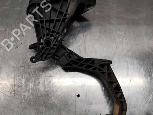 Used Clutch pedal VW POLO V (6R1, 6C1) 1.6 TDI (90 hp) 29995868