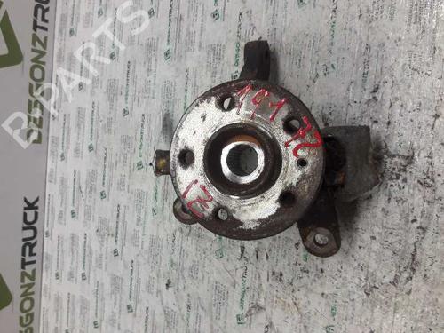 Used Left front steering knuckle MERCEDES-BENZ VITO Van (W638) [1997-2003]  21460258