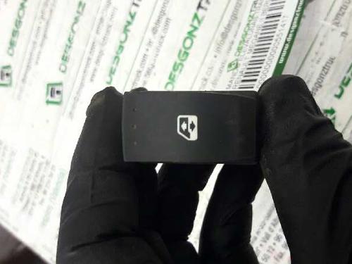 Used Left rear window switch RENAULT MEGANE II (BM0/1_, CM0/1_) [2001-2012]  21447942