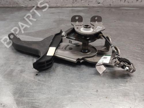 Frein à main KIA SPORTAGE IV (QL, QLE) 1.7 CRDi (116 hp) 31880661