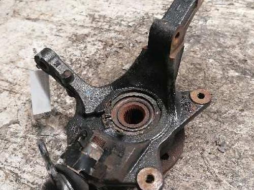Left front steering knuckle NISSAN PRIMASTAR Van (X83) 2.5 dCi 140 | BP21476237M25 