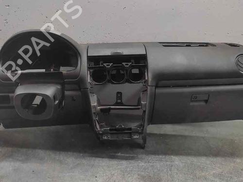 Instrumentbræt MAZDA 6 Saloon (GG) [2002-2008]  21404029