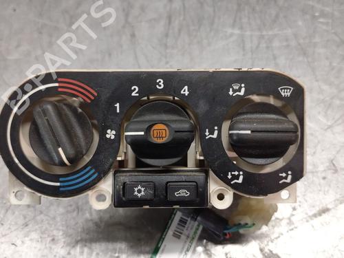 AC Styreenhet / Manøvreringsenhet OPEL ASTRA F Saloon (T92) [1991-2001]  28678463