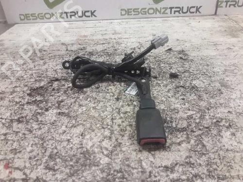 Seat buckle TOYOTA COROLLA Verso (ZER_, ZZE12_, R1_) 1.8 (ZNR11_, ZNR11R) | BP21463120I32 