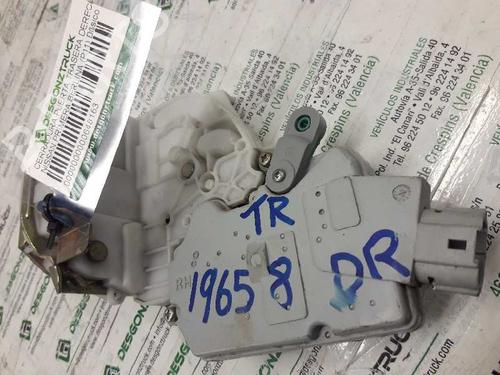 Used Rear right lock NISSAN PRIMERA (P11) [1996-2002]  21456075