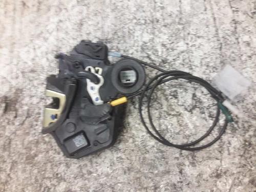 Højre bagtil lås TOYOTA COROLLA (_E12_) 2.0 D-4D (CDE120R, CDE120L_) | BP21464923C99 