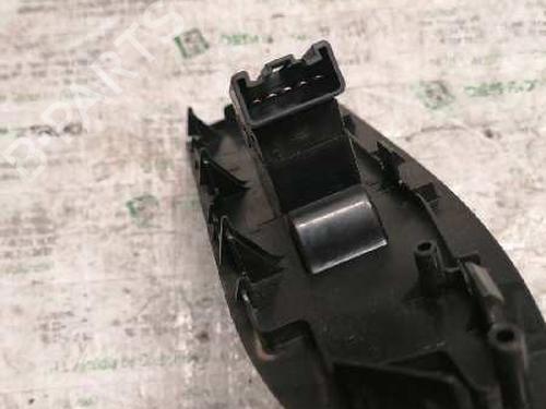 Right rear window switch SUZUKI GRAND VITARA II (JT, TE, TD) 1.9 DDiS (JB419WD, JB419XD) | BP21474025I28 
