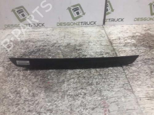 Used Tailgate handle MAZDA 626 V (GF) 2.0 DI TD (GFFP) (90 hp) 21467935