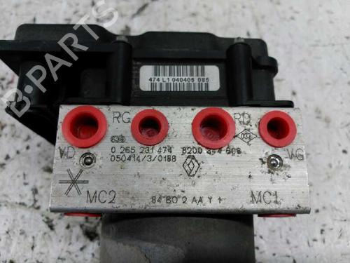 Used ABS pump RENAULT SCÉNIC II (JM0/1_) [2003-2010]  21431767