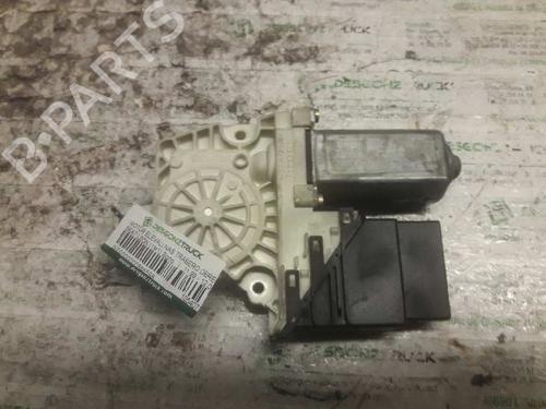 Used Right rear window motor SEAT LEON (1M1) [1999-2006]  21470656