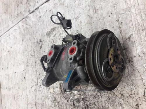 Used AC compressor FORD MAVERICK (UDS, UNS) [1993-1998]  21459986