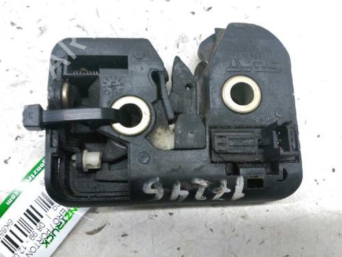 Used Tailgate lock SEAT IBIZA II (6K1) [1993-2002]  21439306