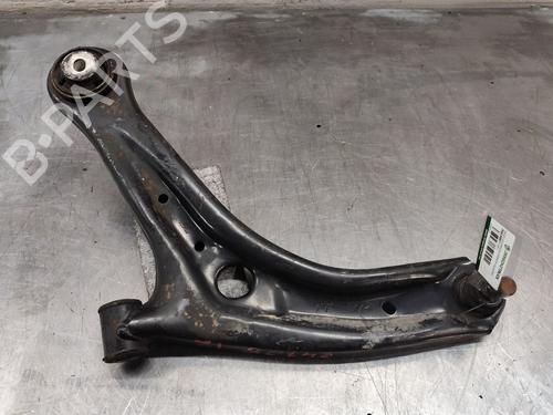 Used Left front suspension arm FORD FIESTA VI (CB1, CCN) 1.25 (60 hp) 31043271