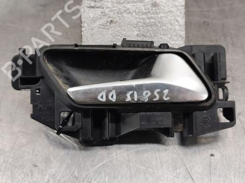 Højre fortil invendig håndtag PEUGEOT 208 II (UB_, UP_, UW_, UJ_) 1.5 BlueHDI 100 (102 hp) 31609266