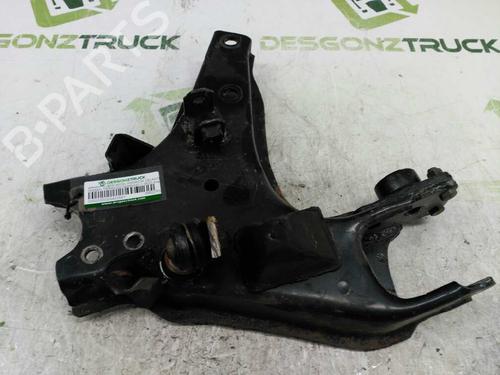 Used Right front suspension arm NISSAN TERRANO II (R20) [1992-2007]  21435929