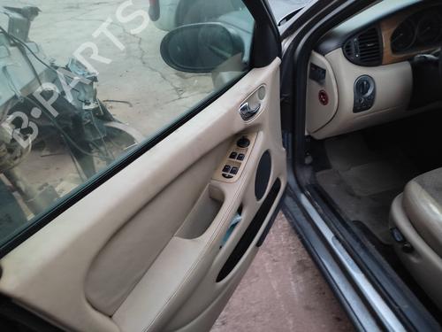 Sikringsdose JAGUAR X-TYPE I (X400)  | BP21493911E1 