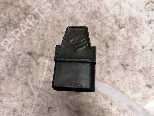 Used Ignition coil SEAT IBIZA III (6L1) 1.4 16V (100 hp) 21479385