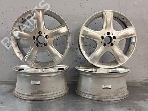 Used Rim MERCEDES-BENZ M-CLASS (W164) ML 320 CDI 4-matic (164.122) (224 hp) 30683960