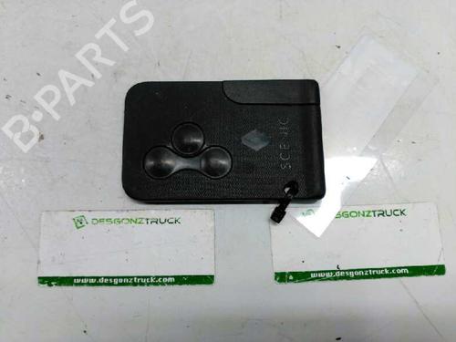 Used Electronic module RENAULT SCÉNIC II (JM0/1_) [2003-2010]  21431106