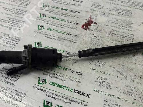Used Clutch slave cylinder PEUGEOT 307 Break (3E) [2002-2009]  21447619