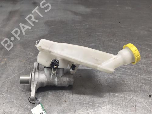 Used Brake master cylinder Brake master cylinder PEUGEOT 208 I (CA_, CC_) 1.2 THP 110 (110 hp) 33162547 33162547