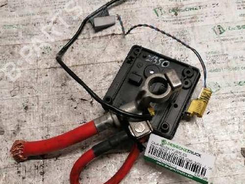 Used Fuse box BMW 3 (E46) 320 d (136 hp) 21474797