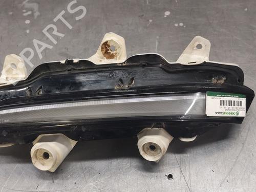 Used Right front indicator PEUGEOT 208 II (UB_, UP_, UW_, UJ_) 1.5 BlueHDI 100 (102 hp) 31042280