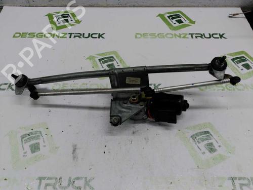 Used Front wiper motor OPEL ASTRA F Saloon (T92) [1991-2001]  21432021
