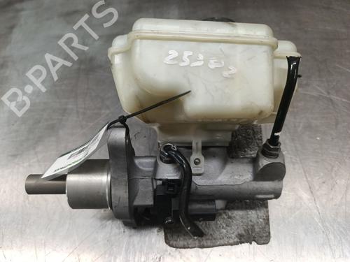 Used Brake master cylinder VW GOLF VI (5K1) 2.0 TDI (110 hp) 30633571