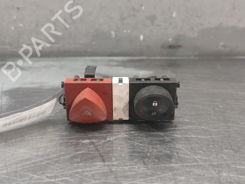 Warnblinkschalter für Warnblinkschalter RENAULT MEGANE II Coupé-Cabriolet (EM0/1_) [2003-2010] 33904385 33904385